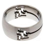 manchester-united-ring-cut-out-1