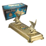 harry-potter-trollstavsdisplay-hogwarts-1
