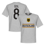 tyskland-t-shirt-azil-8-team-mesut-ozil-graa-1